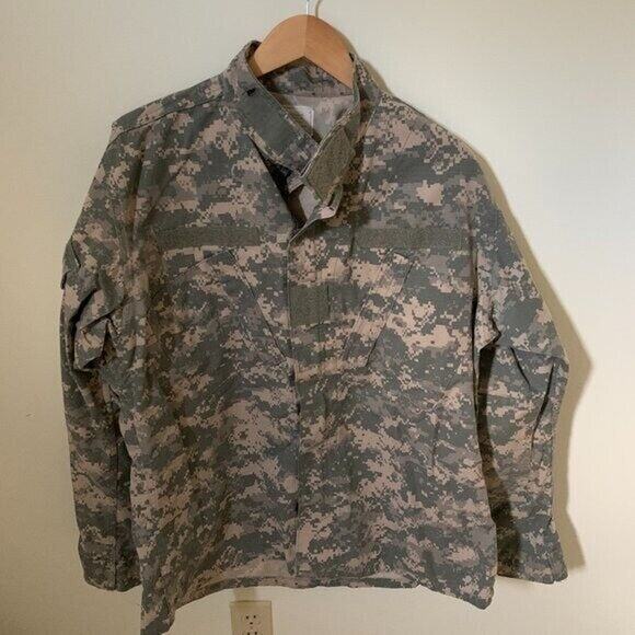 Army Medium Regular Combat Uniform Coat Jacket ACU Coat Camouflage Camo - Picture 1 of 4